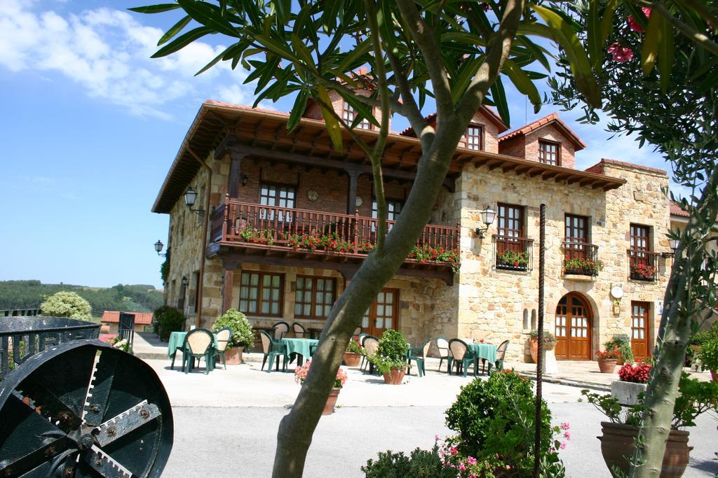 Habitaciones Y Estudios- Hotel "Posada De Cantabria El Solar" - Cenas Y Gintonic- Bar -Terraza Panoramica Galizano Exterior photo