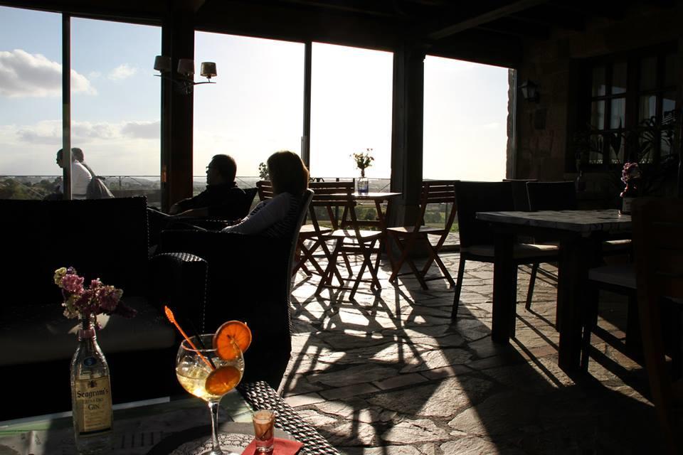 Habitaciones Y Estudios- Hotel "Posada De Cantabria El Solar" - Cenas Y Gintonic- Bar -Terraza Panoramica Galizano Exterior photo